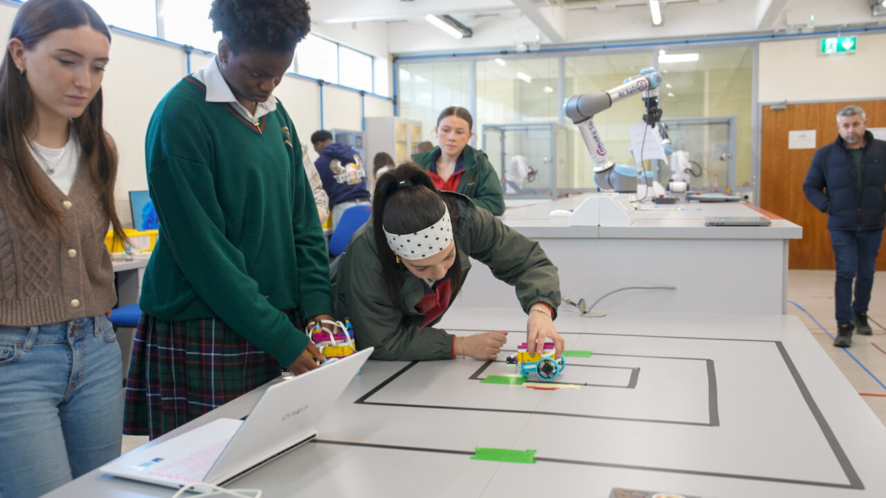 Robotic pictures by Penelope 1